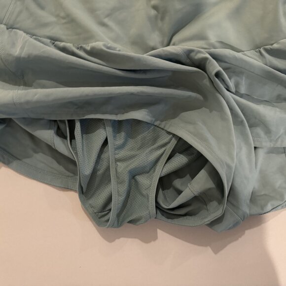 Light Mint Green Athletic Shorts – XL - Picture 5 of 5